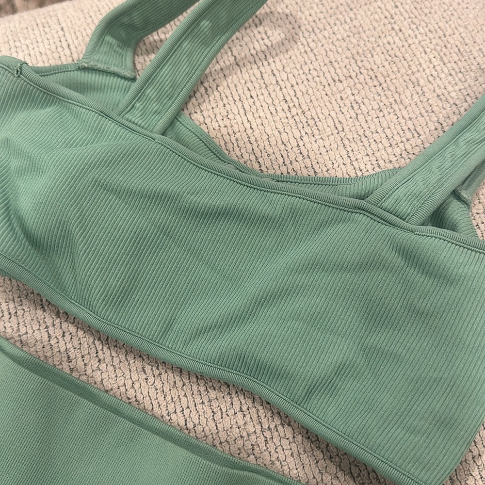 Set Active Set - Picture 4 of 6